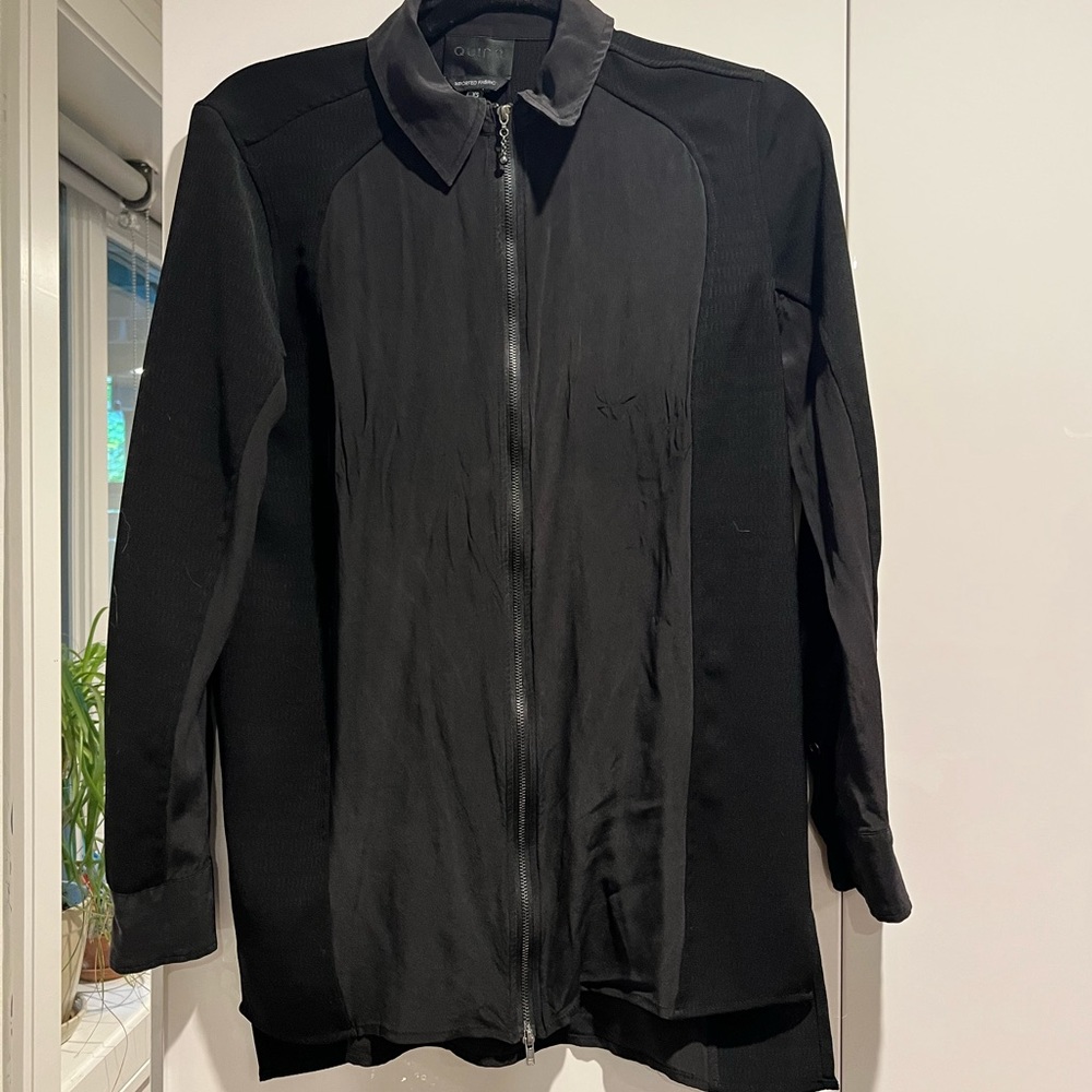 QUINN zip up blouse / Size XS